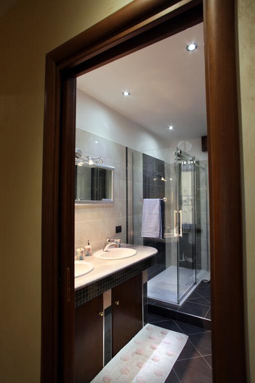 كوزنسا B&B Margherita الغرفة الصورة
